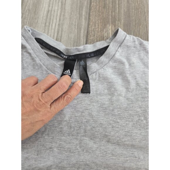 Adidas Big Badge of Sport Boxy Men's Tee T-Shirt Gray Heather, Large - Picture 5 of 5